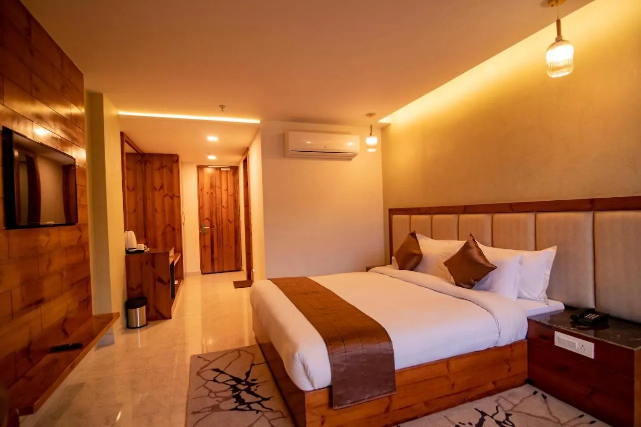 Golden Fern Resort Shimla