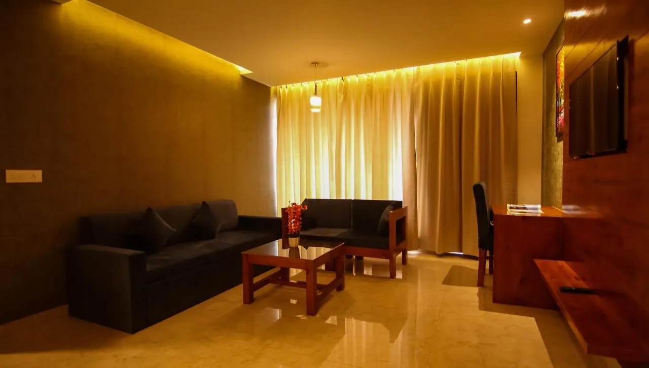 *** Hotel Golden Fern Resort Shimla India