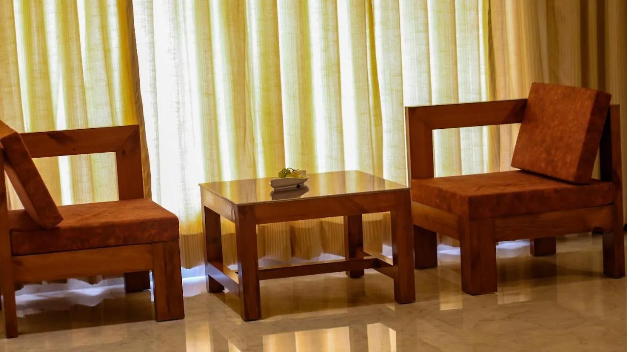 Hotel Golden Fern Resort Shimla