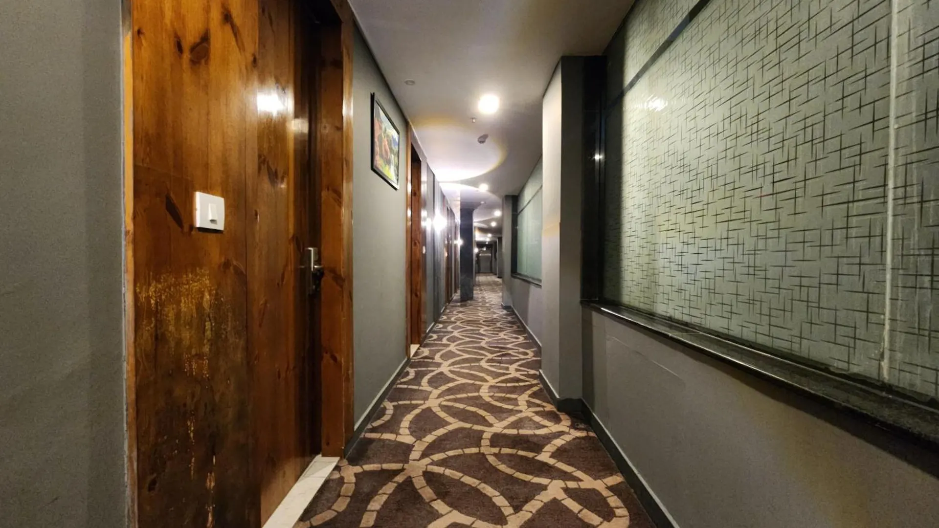 Golden Fern Resort Shimla Hotel