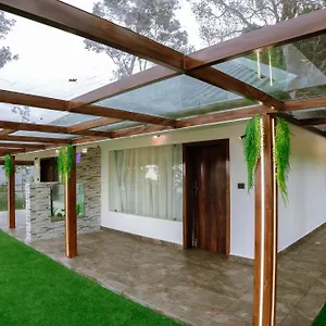 ***** Hotel Misty Wonders India